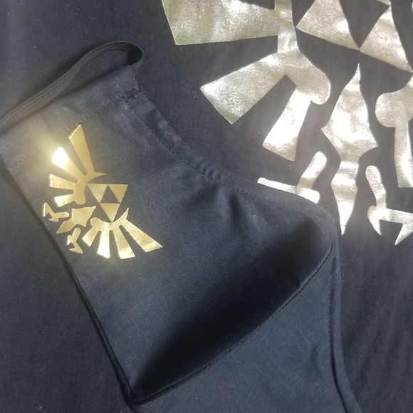 Fabric Mask and tshirt combo triforce zelda - Picture 7 of 8